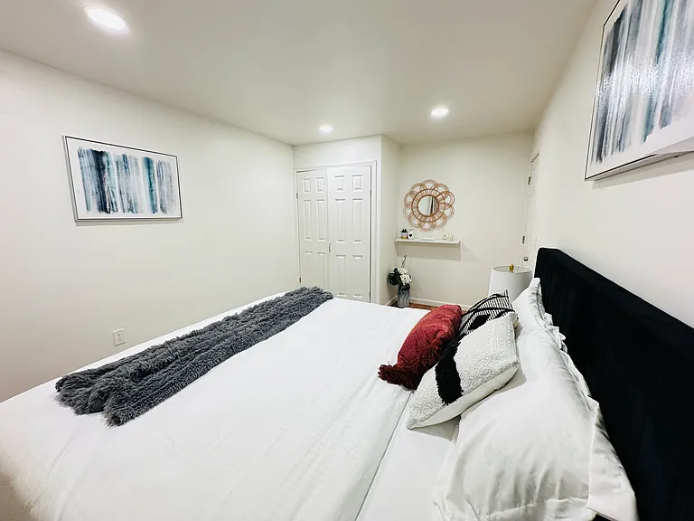 102 Nelson Ave #2 — Photo 2