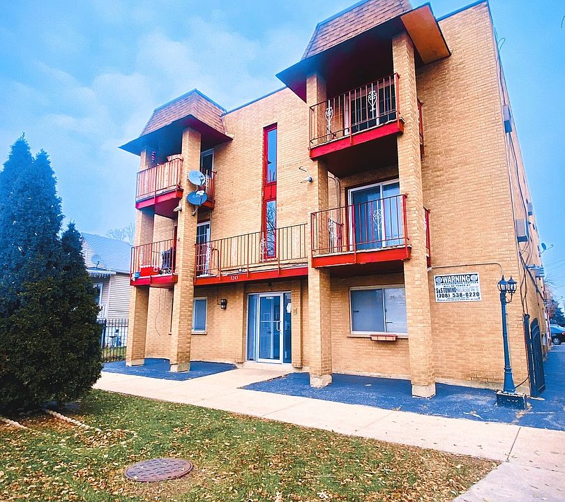 1st image of 3243 S 49th Ave APT 302