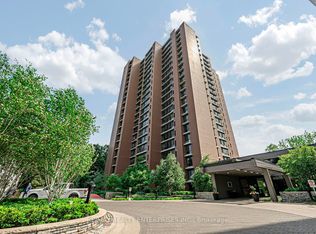 1400 Dixie Rd #408, Mississauga, ON L5E3E1