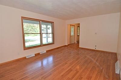 2nd image of 53018 Old Farm Rd