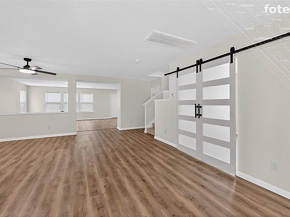 4th image of 306 Mantova Dr