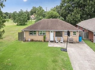 60 Thornton Dr, Chalmette, LA 70043