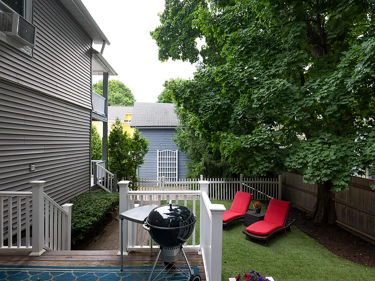 13 Saint James St #1 — Photo 32
