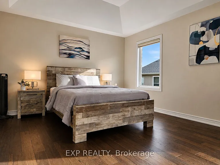 137 Susan Dr — Photo 14