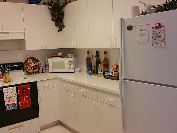 5th image of 8851 NW 119th St Unit 5112