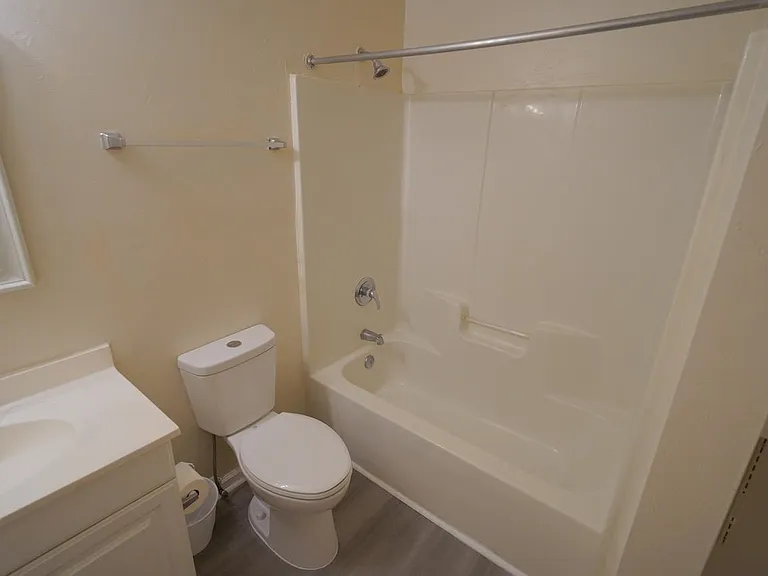 3178 N Ridge Rd #2 — Photo 24