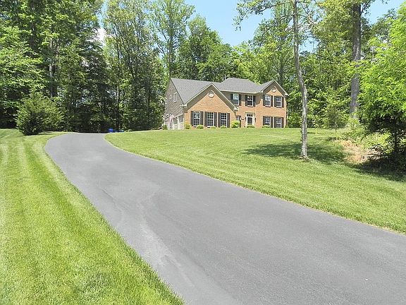 2nd image of 11497 Highland Farm Ct