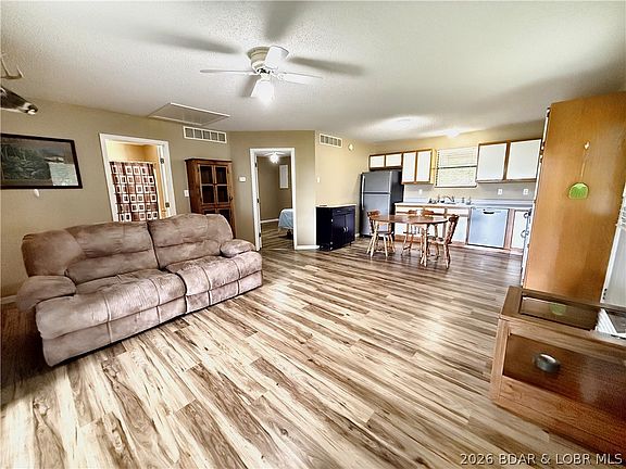 4th image of 31137 Highland Rd