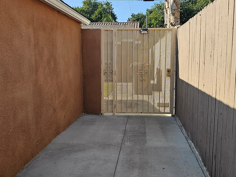 Private entrance with lock keypad