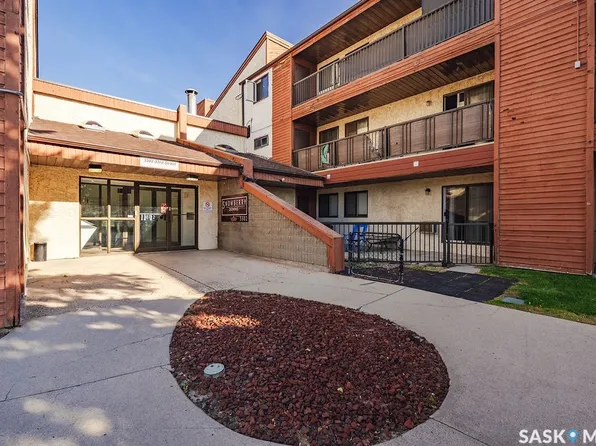 3302 33rd Street W #212, Saskatoon, SK S7L 6C9