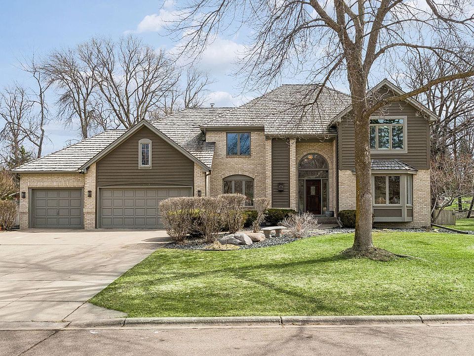 1st image of 2107 Windsong Cir