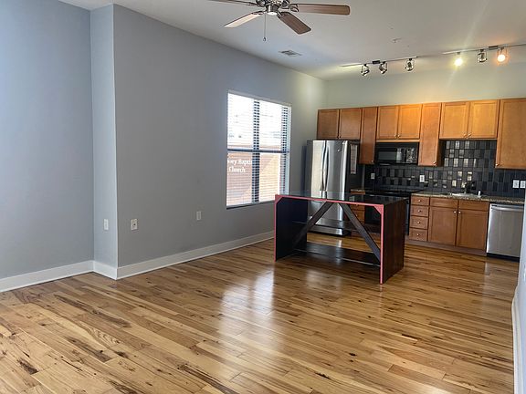 5th image of 250 S Martin Luther King Blvd Unit 201