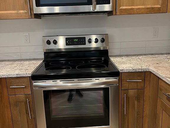 Smooth top stove