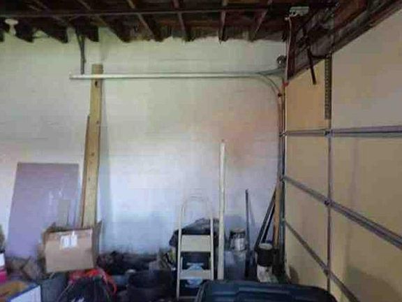 4th image of 357 S Meade St