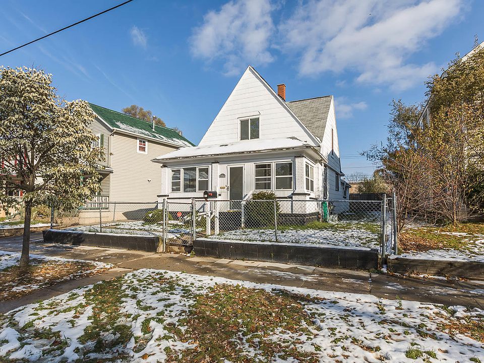 1st image of 1312 Prospect Ave SE