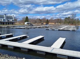 503 Treasure Island Rd #503, Webster, MA 01570