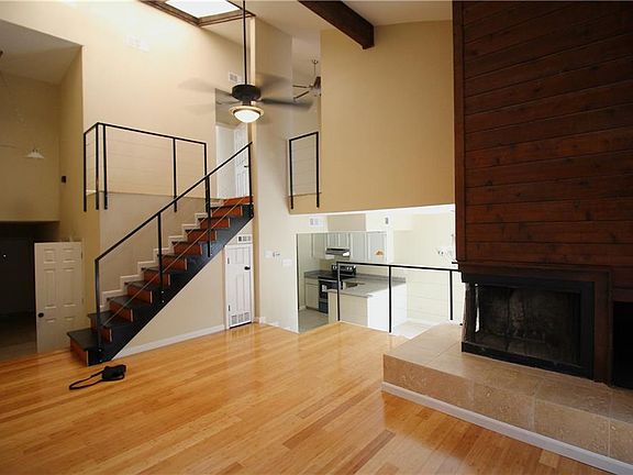 3rd image of 6808 Eastridge Dr #C2