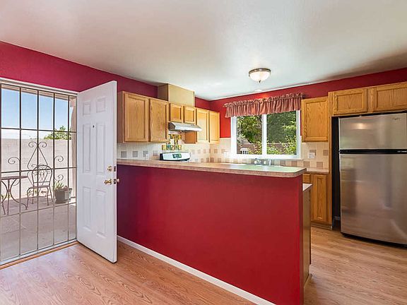 4th image of 1514 Calle Angelina