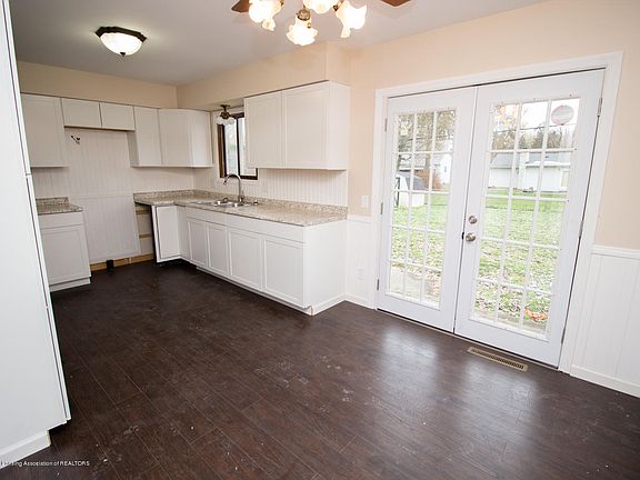 3rd image of 4317 W Michigan Ave