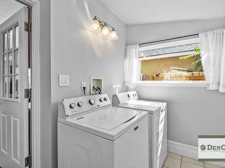 2403 S Bannock St — Photo 17