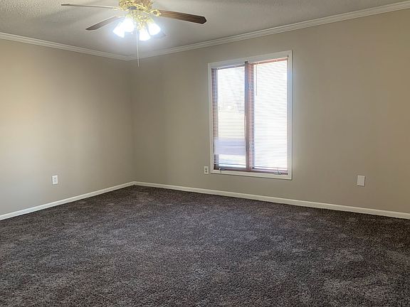 4th image of 1511 W Ash St #94ecb5973