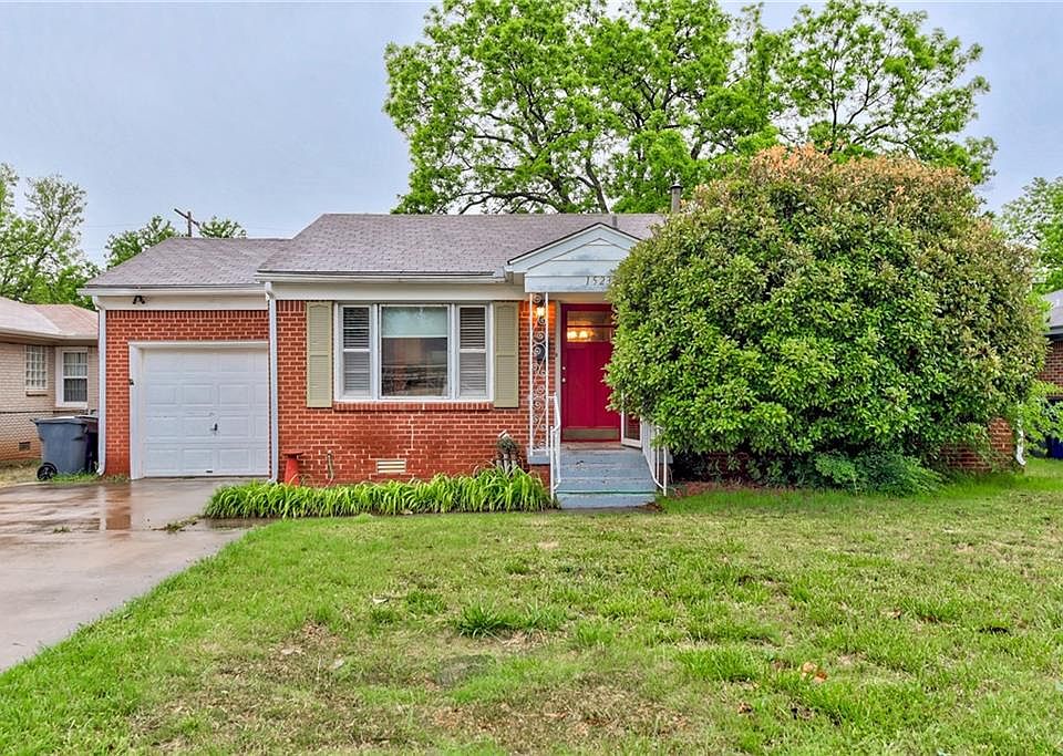 1st image of 1523 Oxford Way