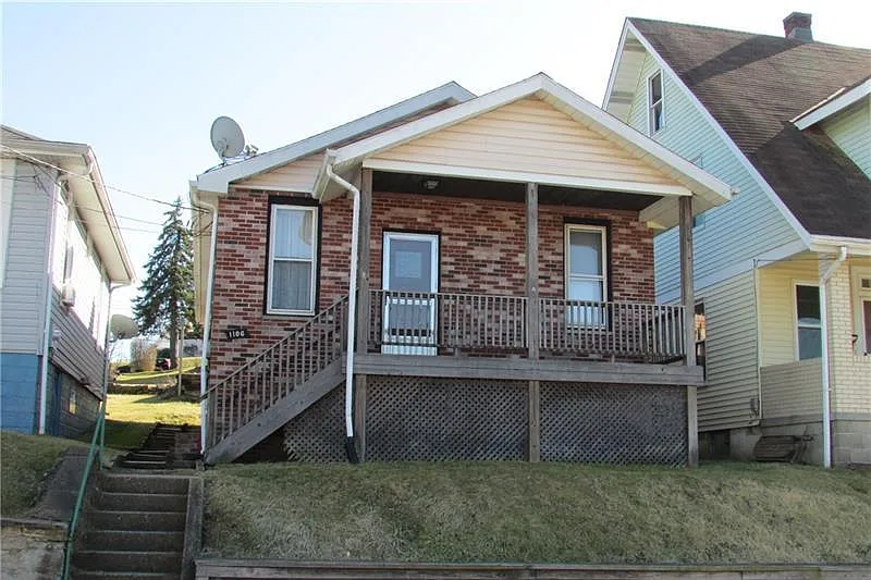 1106 Lawton St photo 1