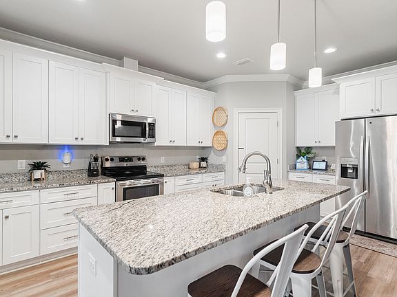 3rd image of 9049 Quail Roost Dr