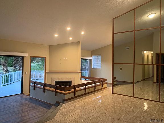 2nd image of 54 Christopher Ct S