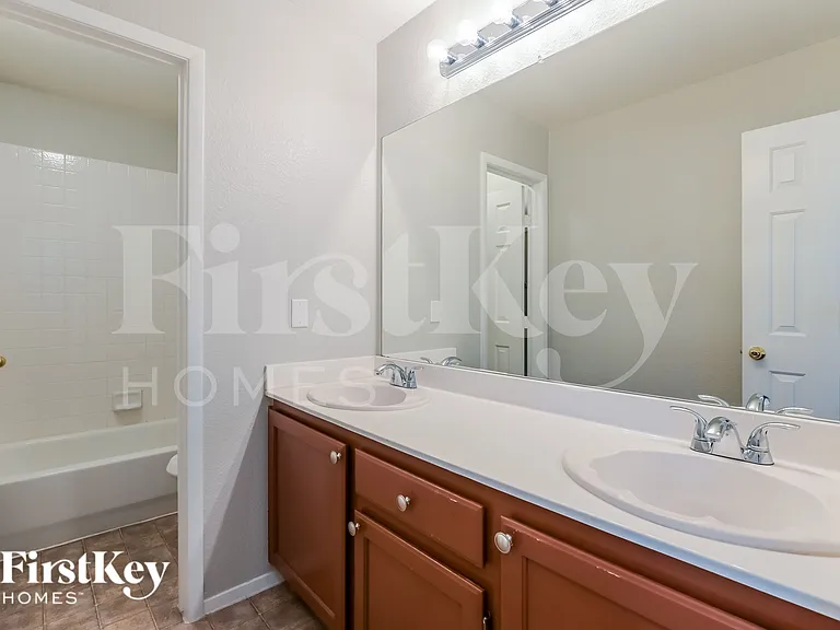 655 Corona Run Ave — Photo 15