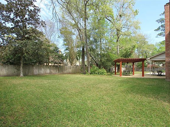 2nd image of 2215 Hickory Park Dr