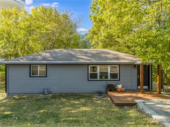 4708 NW High Dr, Riverside, MO 64150