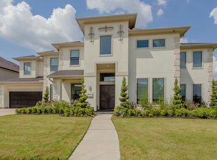 5083 Skipping Stone Ln, Sugar Land, TX 77479