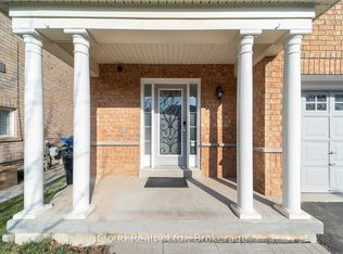 27 Hollingsworth Cir, Brampton, ON L7A0J7