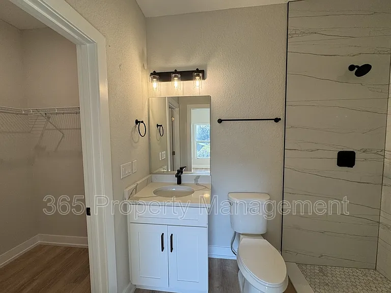 2020 Dorion St — Photo 10