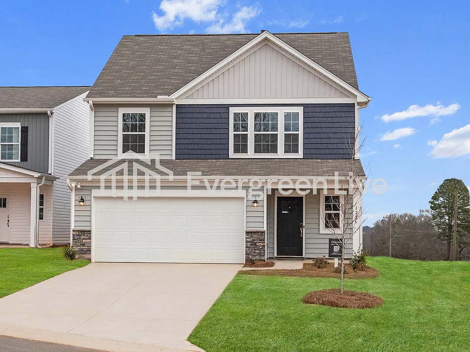 440 Happy Hollow Dr