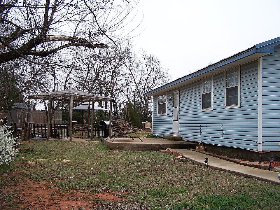 2nd image of 8800 SW 74th St