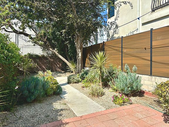 3rd image of 1157 N Vista St #2B-1BA-1600SQFT