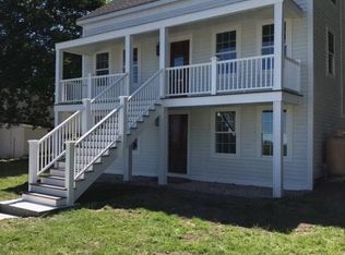 19 Bank St, Groton, CT 06355