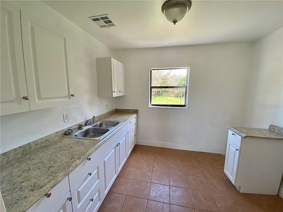 2nd image of 255 Highland Dr