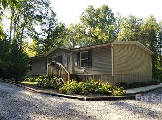 190 Bethany Church Rd, Fairview, NC 28730