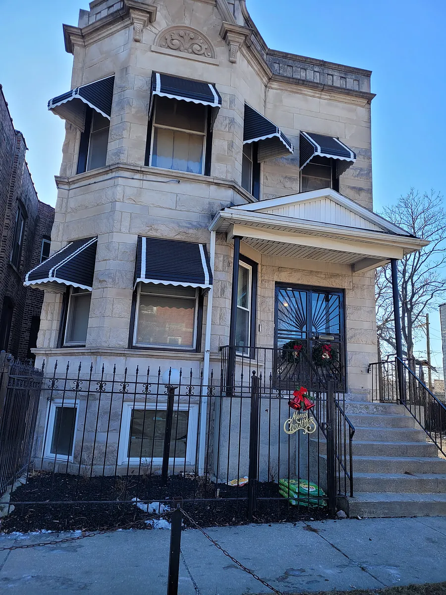 Building Photo - 4737 W Polk St #1
