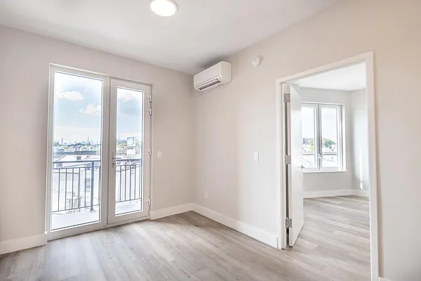 Rented by Brooklyn Group | media 7