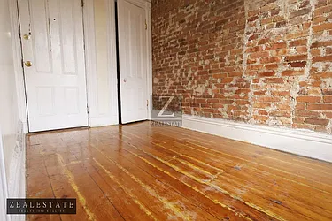 Rented by ZealEstate Group Inc