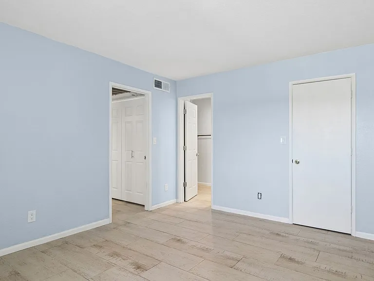 6480 N 82nd St #1133 — Photo 10