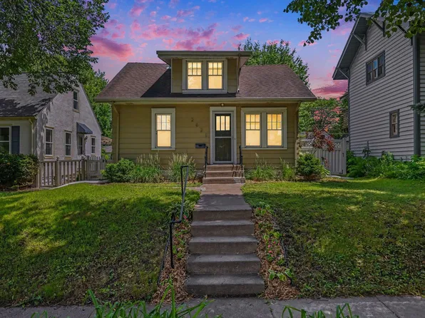2623 McKinley St NE, Minneapolis, MN 55418