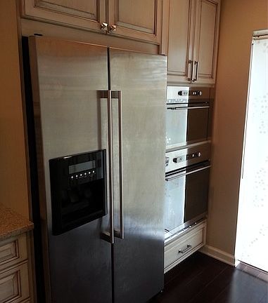 Stainless steel fridge, microwave, oven