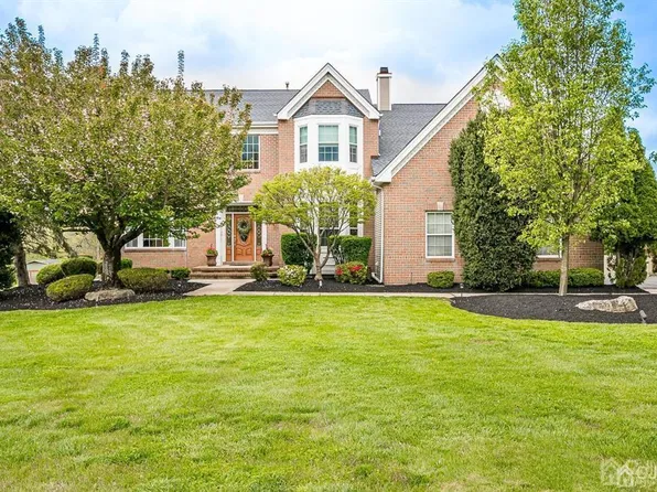 24 Wyckoff Pl, Franklin Park, NJ 08823