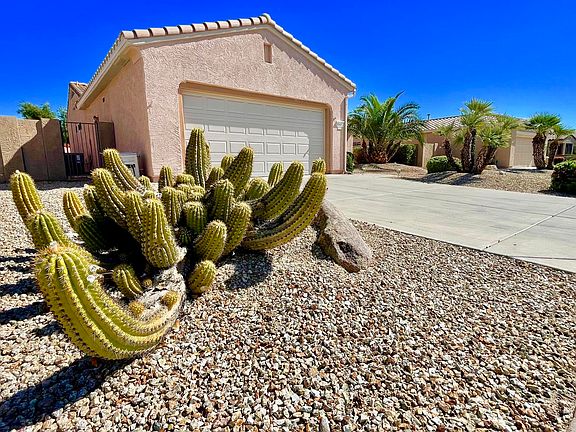 3rd image of 16452 W CENTURY PLANT Drive