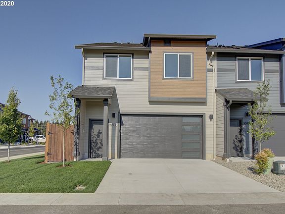 2nd image of 10800 NE 119th St